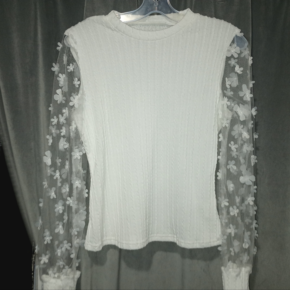 Sweater/Blouse